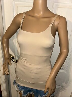 Assets red hot label by Spanx Cami SMALL Nude Shaping Little Adjustable Straps